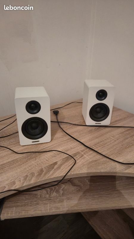 Enceinte bluetooth (image 1)