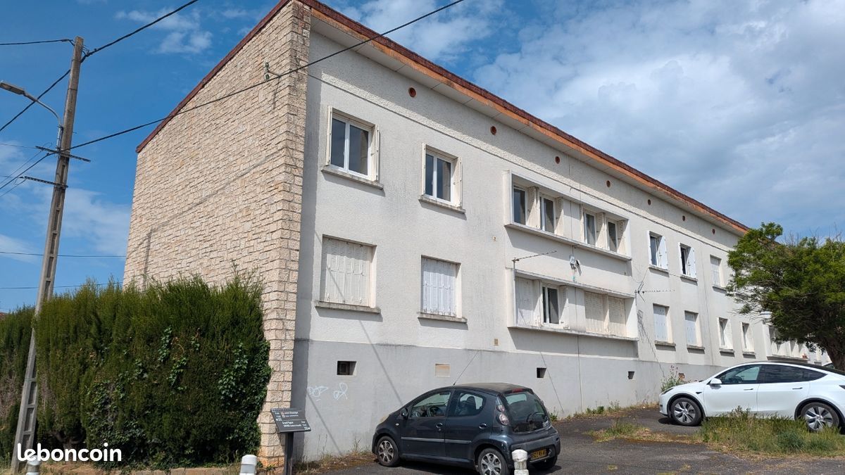 Immeuble 16 pièces 250 m² · à Figeac · 250 m² · 300 000 €