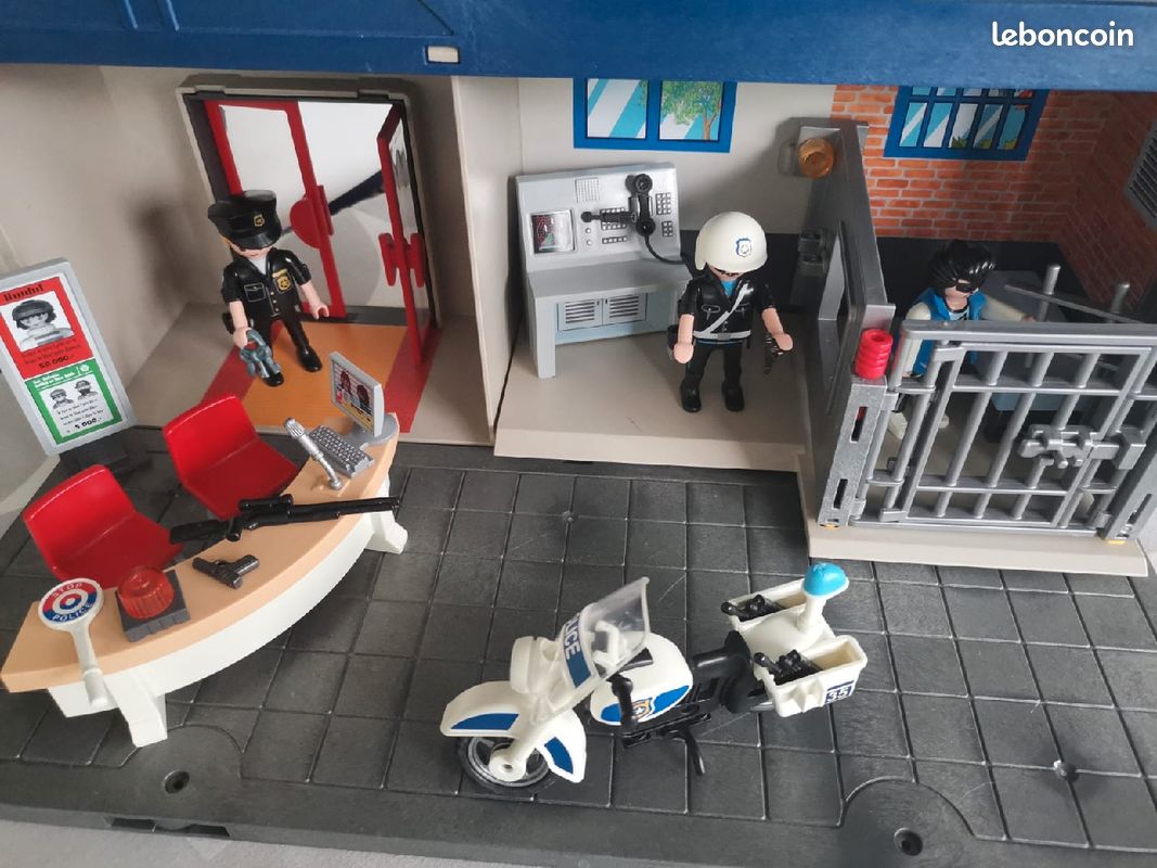 Commissariat de police playmobil (image 2)
