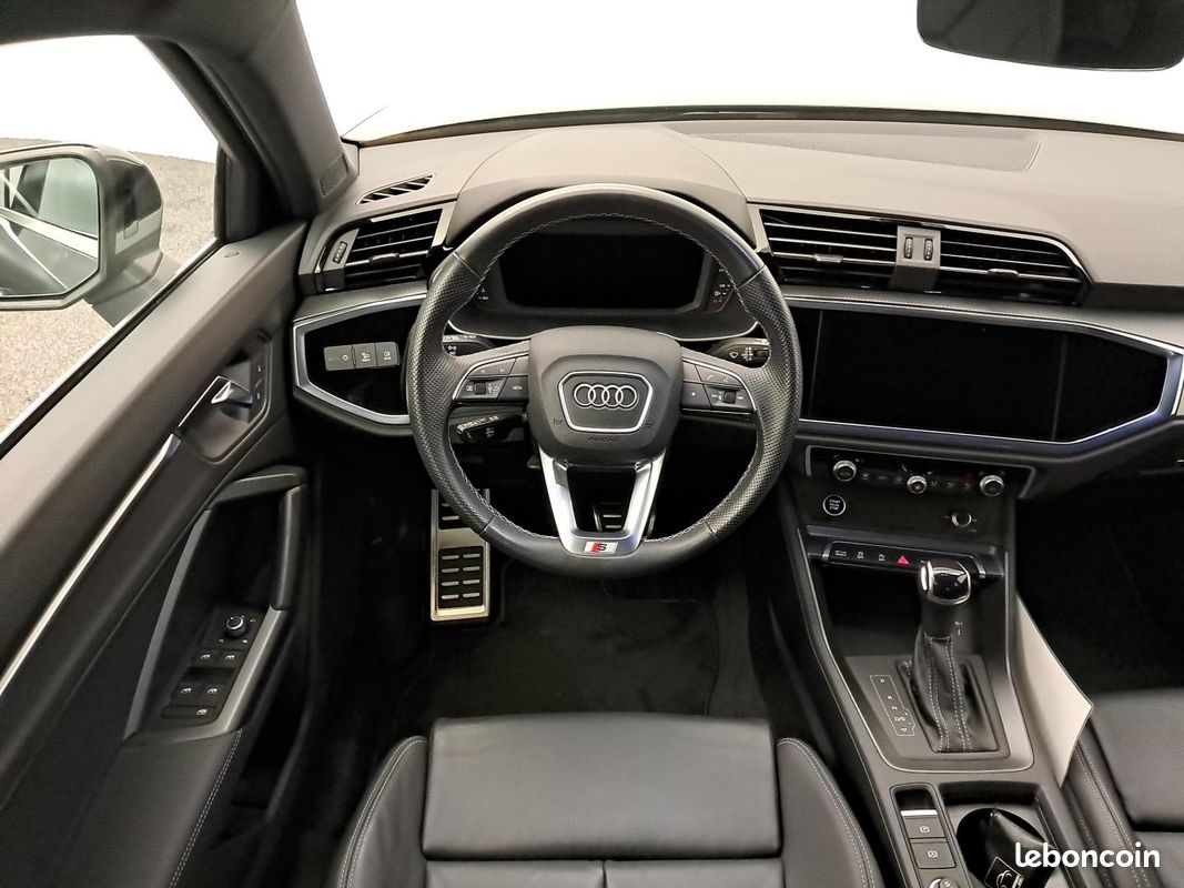 AUDI Q3 Sportback 35 TFSI 150 ch S tronic 7 S line (image 16)