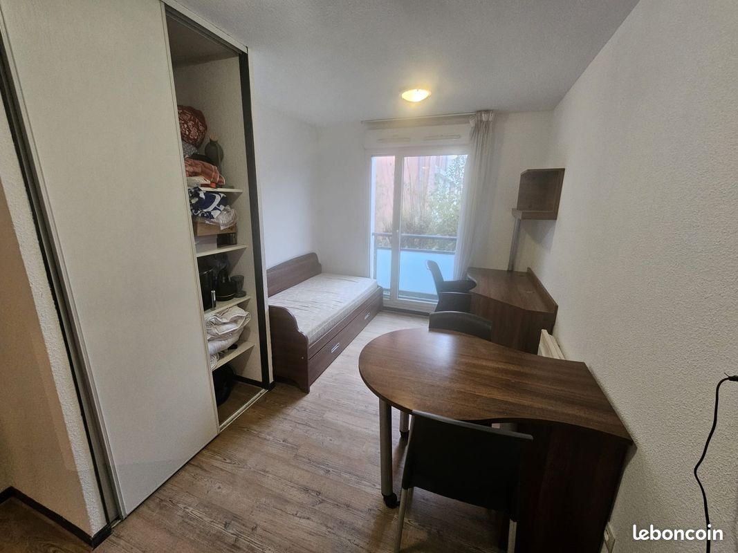 Appartement 1 pièce 19 m² · à Bron · 19 m² · 76 500 €
