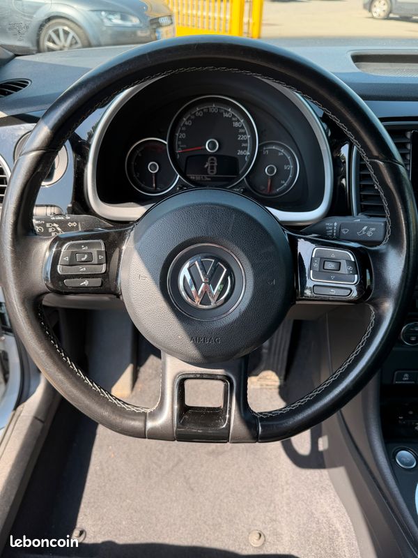 Volkswagen BEETLE COCCINELLE 2.0 TDI 110ch Couture (image 7)