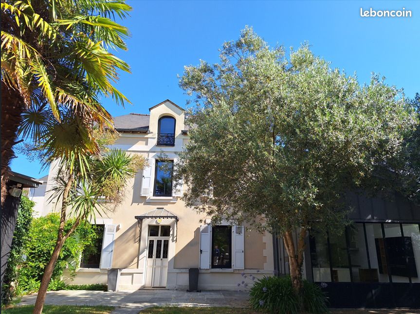 Maison 183 m² · à Rennes · 183 m² · 3 450 €/mois