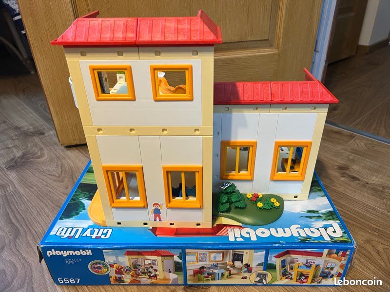 Playmobil citylife 5567 garderie (image 4)