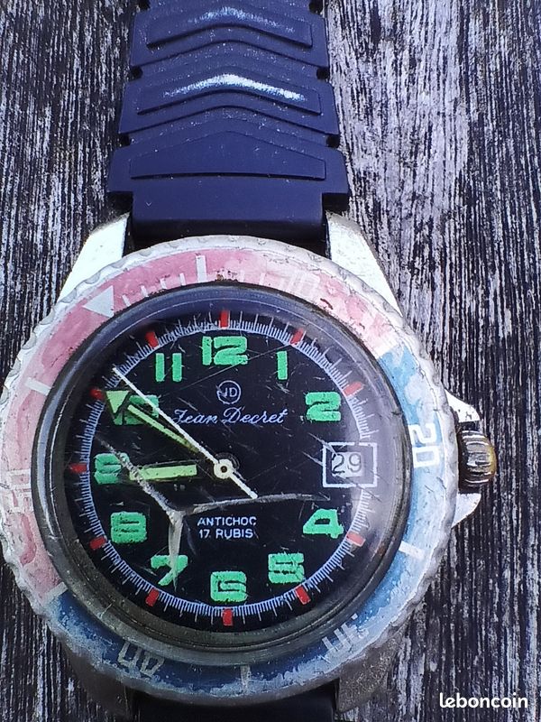 Montre vintage Jean Decret antichoc 17 rubis "skin diver" (image 3)