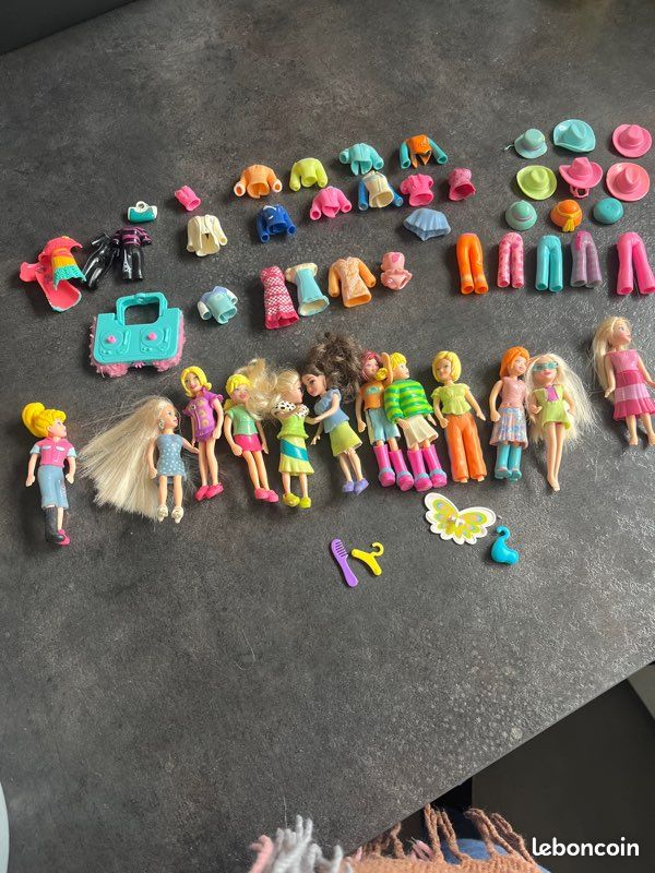 Polly Pocket Coffret Mode Sparkle Cove Adventure avec 4 Mini-Figurines (8 Cm), Vêtements Et Accessoires, Plus De 45 Pièces, Jouet Enfant, A Partir De 4 Ans, HKW10