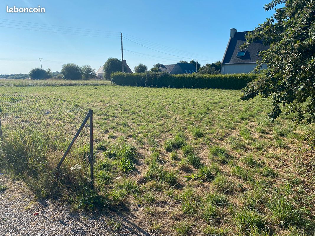 Terrain 1025 m² · à Pouldreuzic · 1 025 m² · 87 200 €