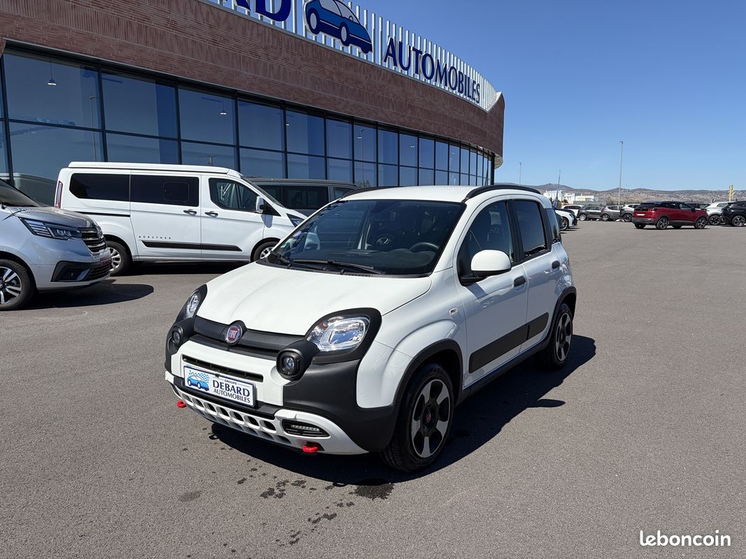 Fiat PANDA 1.0 70CH BSG S&S CROSS (image 1)