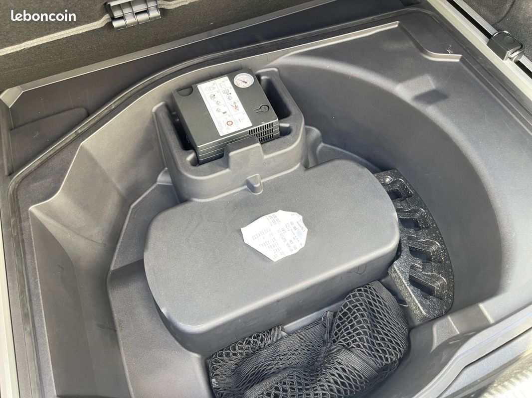 AUDI RS6 PERFORMANCE 605Ch Toit Ouvrant Bose CarPlay Caméra 3D Freins Céramique Toutes Options Suivi Complet Audi Garantie 12 mois (image 24)
