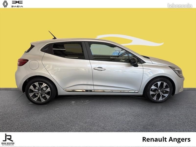 Renault Clio 1.6 E-Tech hybride 145ch Evolution (image 14)