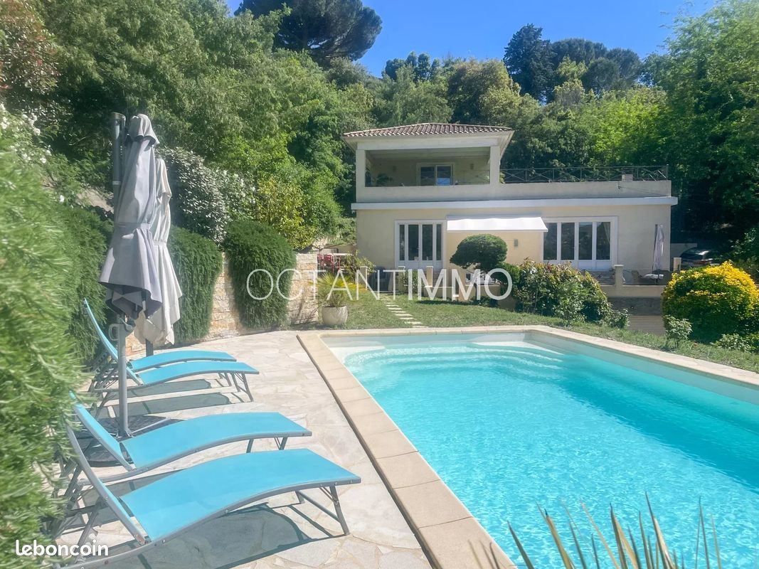 Maison 5 pièces 144 m² · à Vallauris · 144 m² · 1 095 000 €