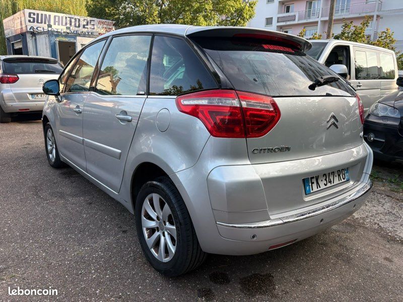 CITROEN C4 Picasso 1.6 HDi 110cv (image 3)