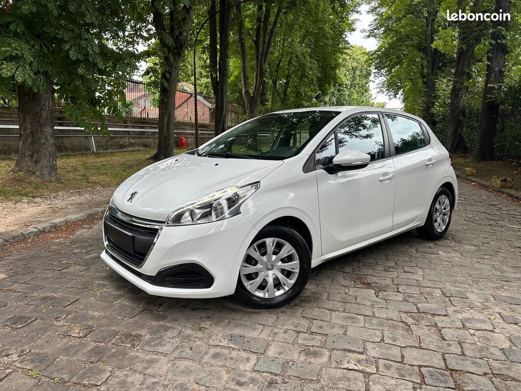 PEUGEOT 208 1.6 BlueHDi 75ch Active (image 1)