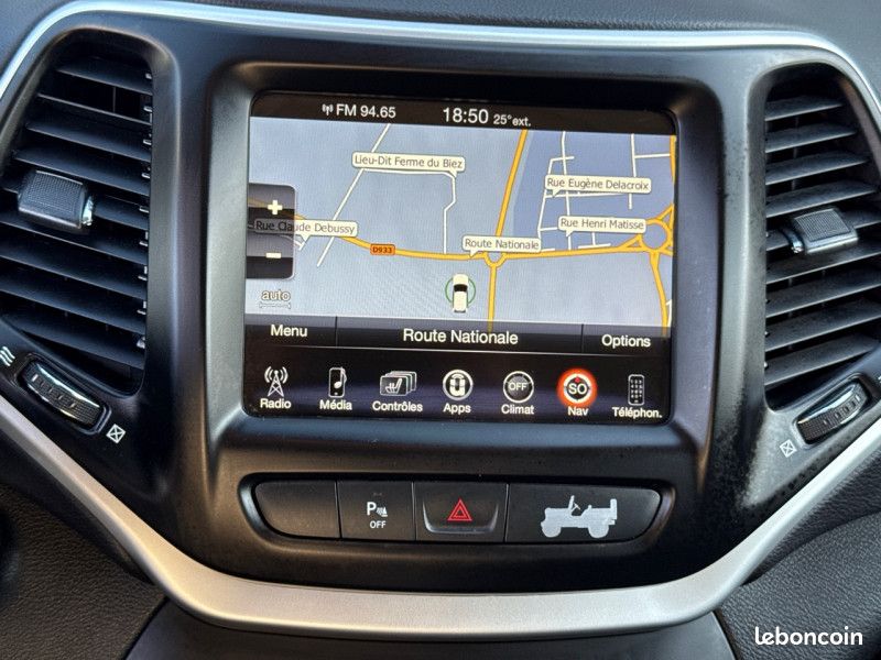 Jeep CHEROKEE 2.0 MULTIJET 140CH LONGITUDE / 2018 / CUIR / GPS / GARANTIE (image 25)