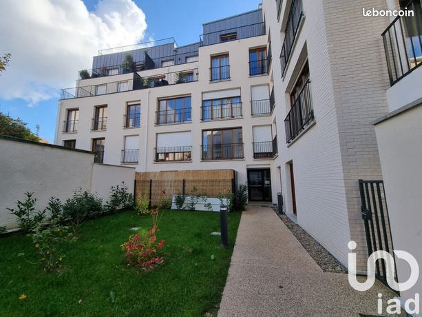Studio 1 pièce 24 m²