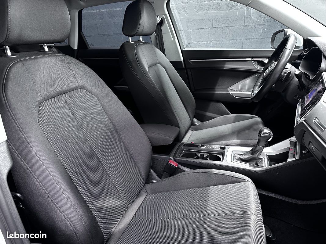 Audi q3 35 tfsi 150ch design s tronic 7 2019 (image 18)