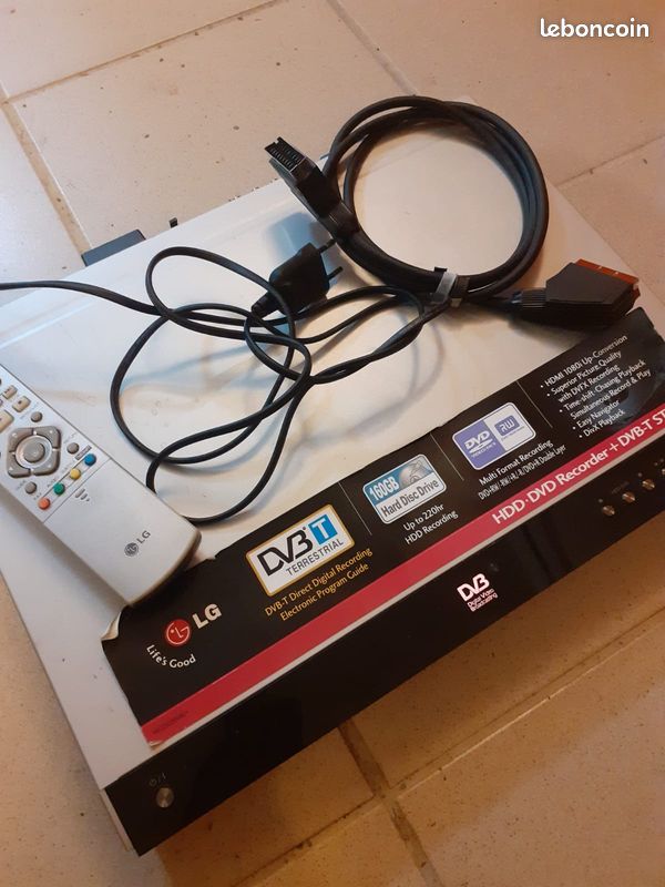 Lecteur Graveur HDD/DVD LG DBRH197 (image 1)