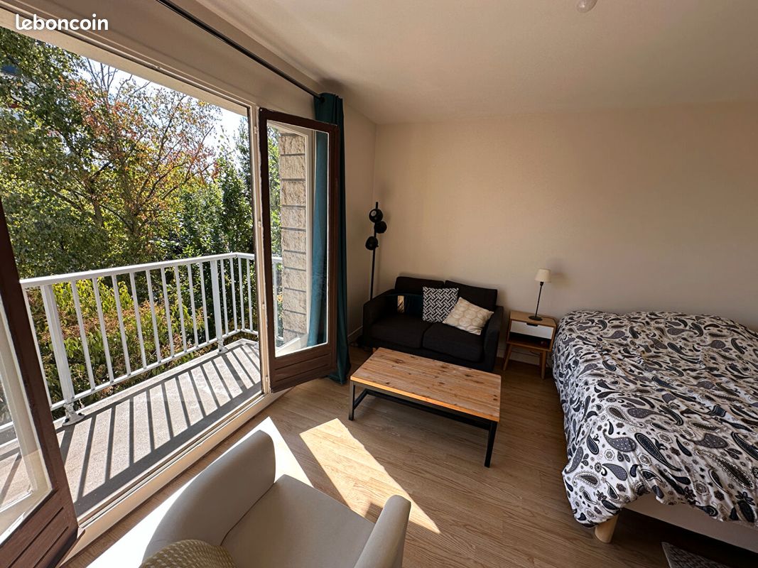 Appartement 1 pièce 26 m² · à Suresnes · 26 m² · 212 000 €