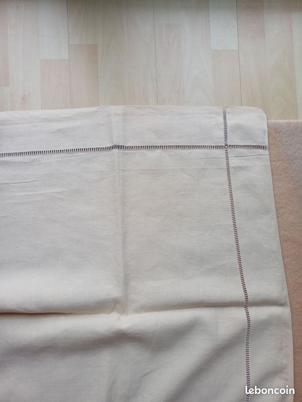 Drap ancien 320x200cm - retour brodé