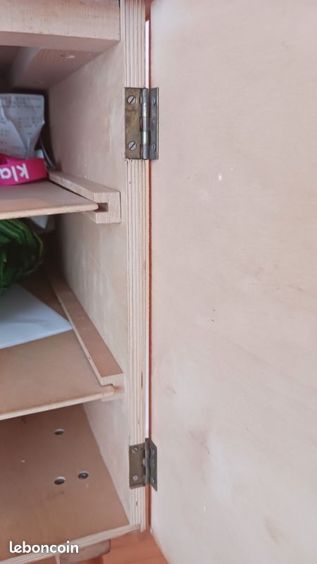 Bureau en bois vintage (image 4)