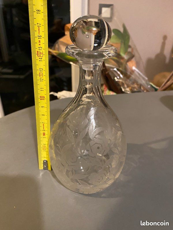 Ancienne petite carafe verre, cristal? Motif floral géométrique art déco vintage (image 3)