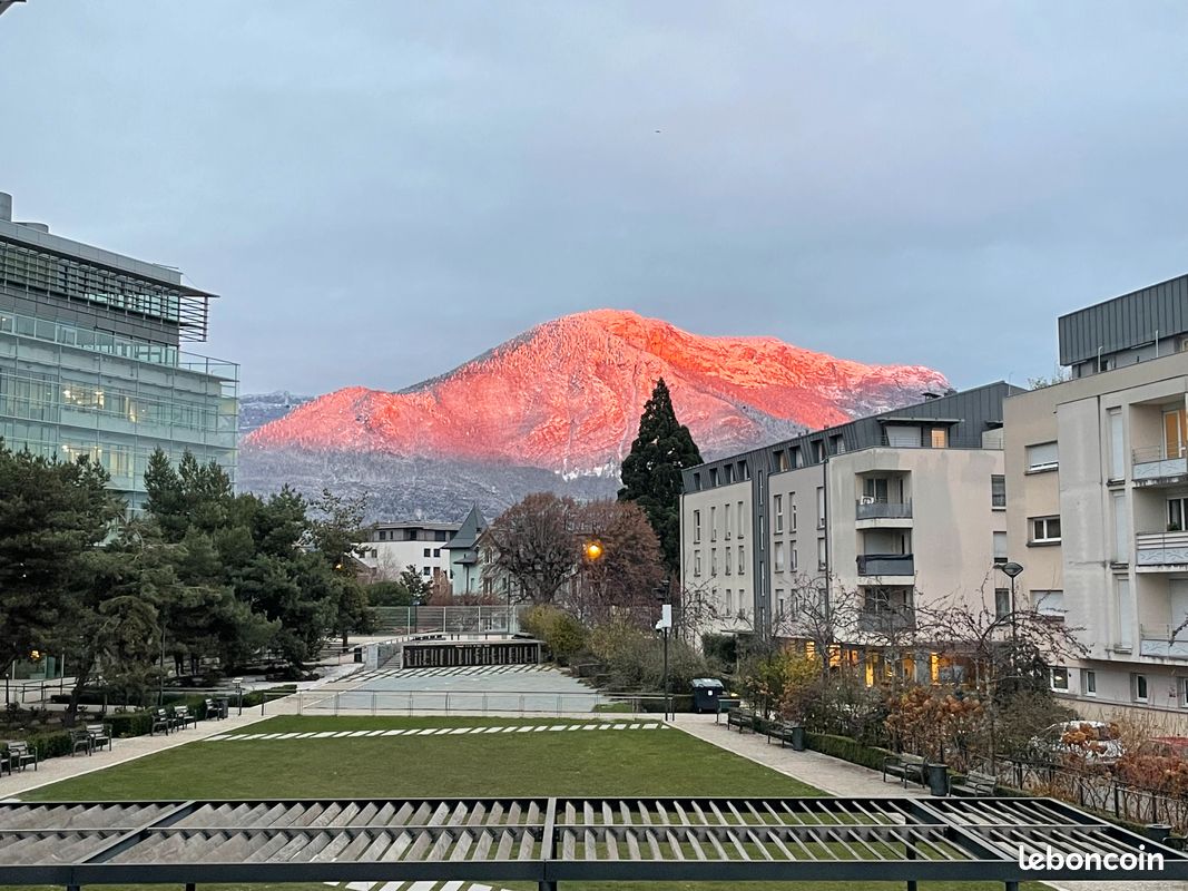 Appartement 4 pièces 90 m² · à Annecy · 90 m² · 590 000 €