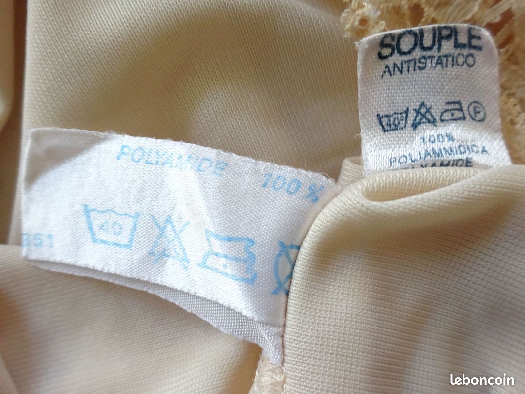 jolie combinaison & fond de robe vintage jolie dentelle T 50