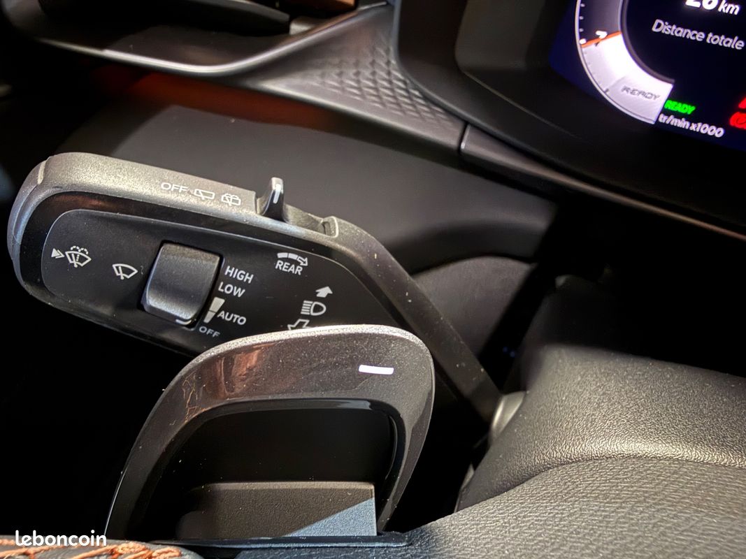 Cupra terramar 1.5 etsi hybrid 150 ch dsg7 v + jantes 19 + sieges chauffants 0km -28,7% (image 12)