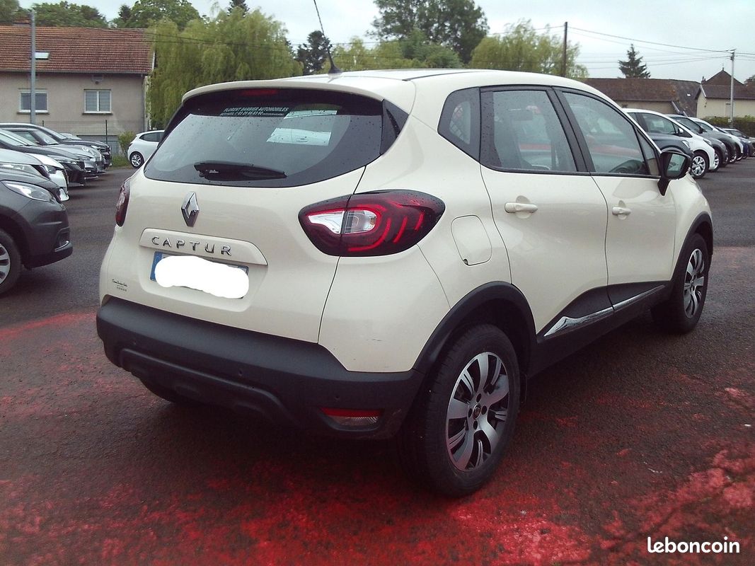 Renault CAPTUR SOCIETE 0.9 TCE 90CH BUSINESS (image 3)