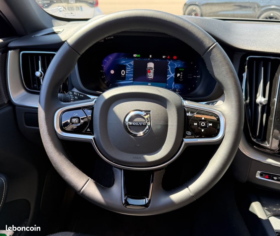 Volvo xc60 2.0 t6 awd 253 ch + 145 ch geartronic 8 plus style dark 5p (image 4)