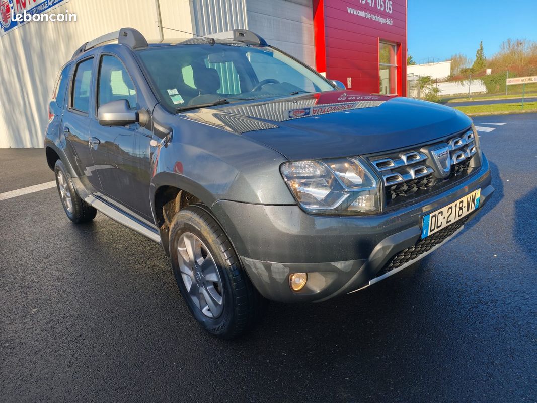DACIA Duster 152000KM ANNEE 2014 ESSENCE Phase 2 SUV 1.2L 125 CV (image 8)