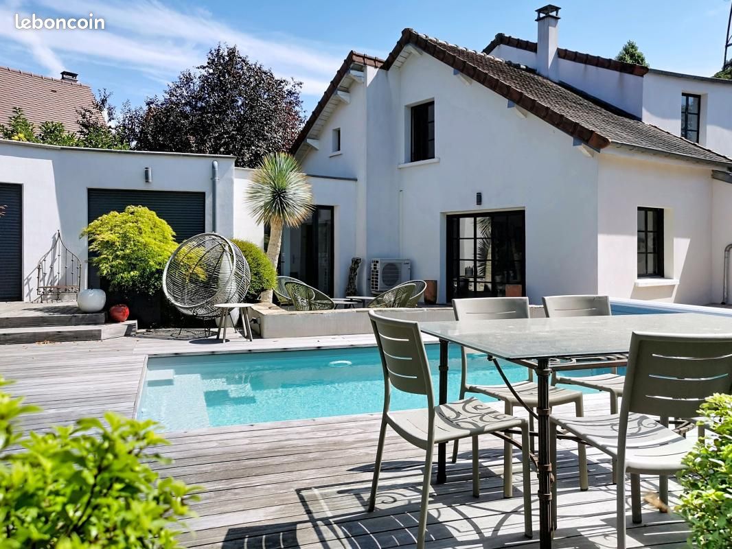 Maison 5 pièces 175 m² · à Périgny · 175 m² · 590 000 €