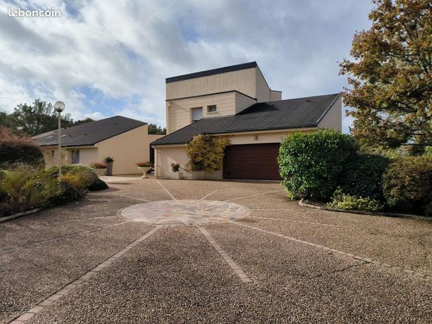 Maison 5 pièces 287 m²