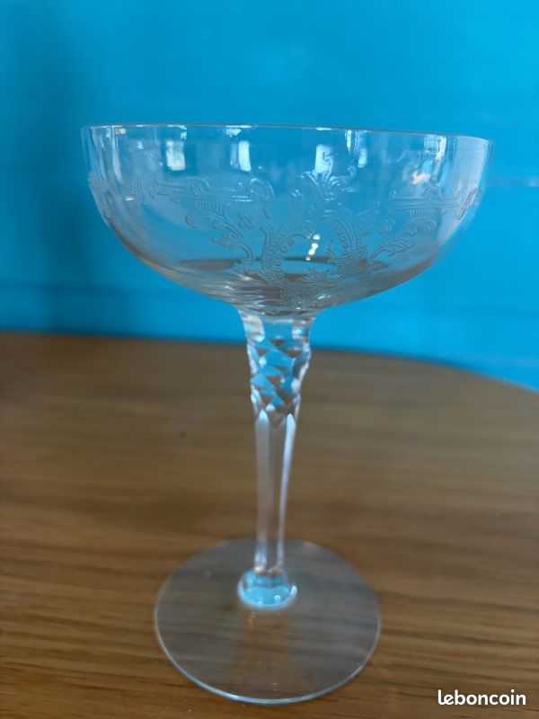 Coupes en cristal anciennes sérigraphiées (image 1)