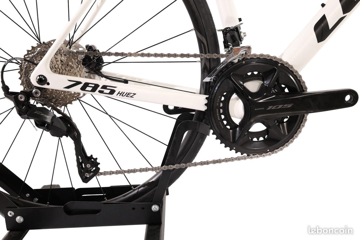 LOOK 785 Huez 2 Disc 2024 Taille M - Disponible à la location | Vélo Route Musculaire (image 4)
