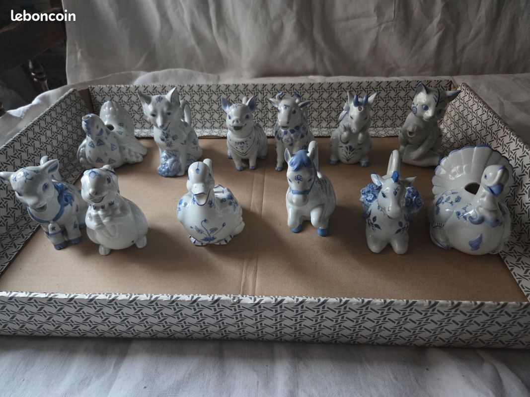 Petits pichets à lait/crème en porcelaine (image 1)