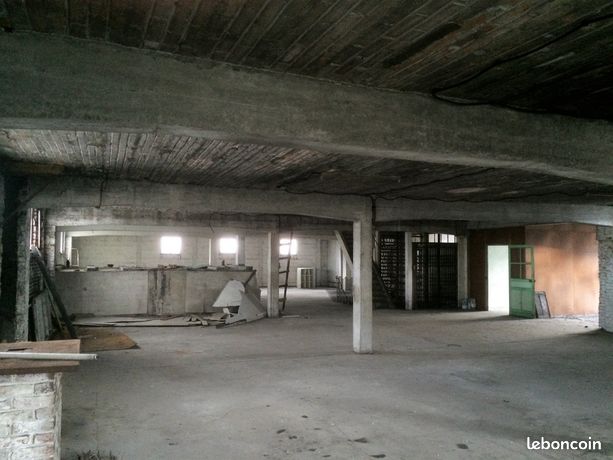 A vendre entrepôt idéal lofts