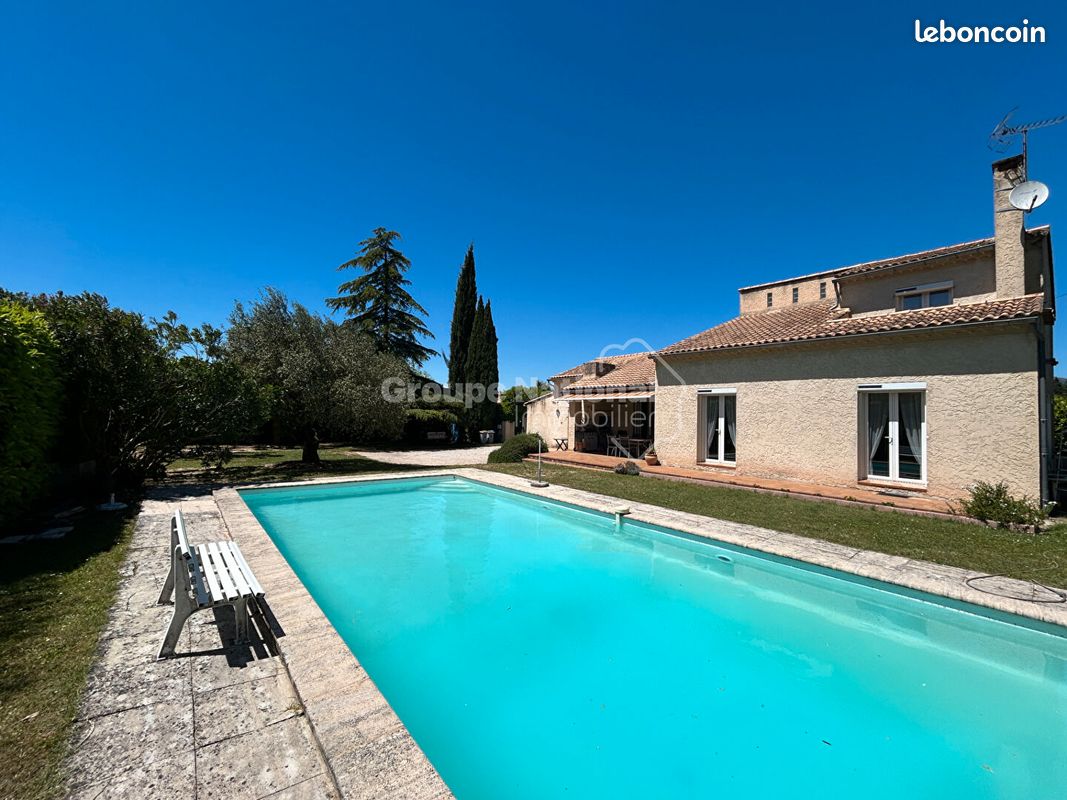 Maison 7 pièces 172 m² · à Aubignan · 172 m² · 399 000 €