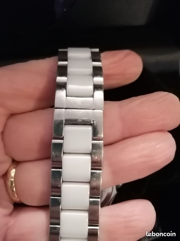 Montre femme (image 4)