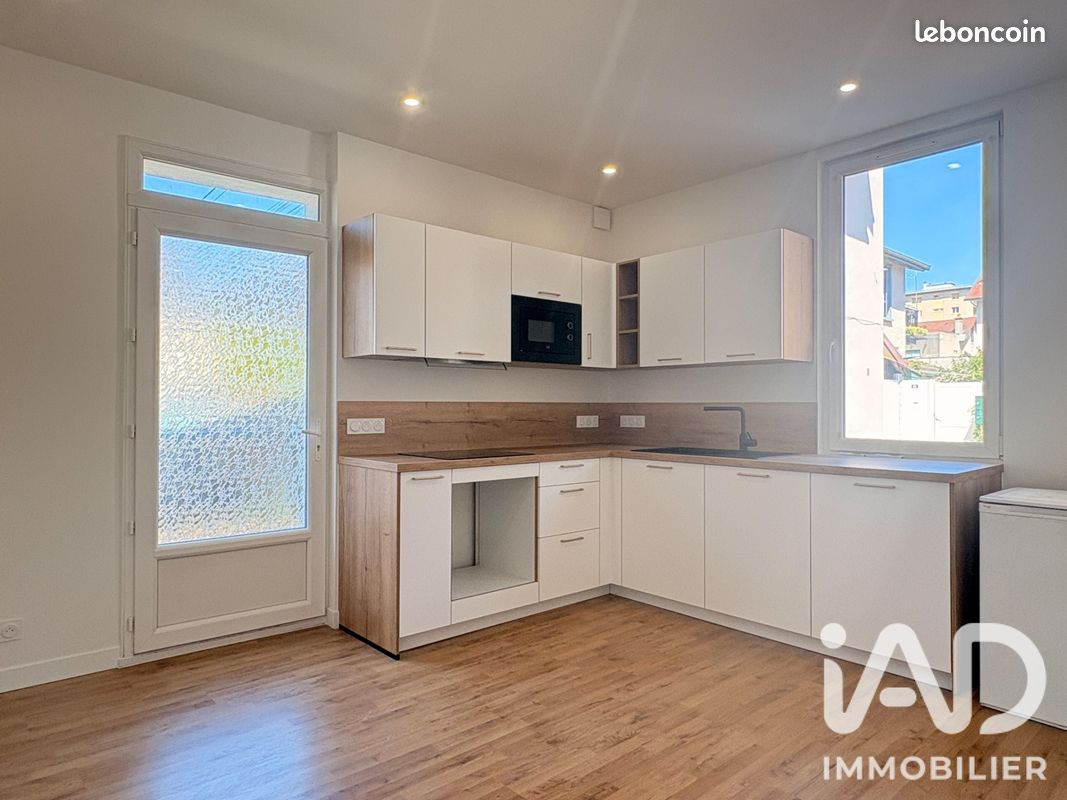 Appartement 2 pièces 52 m² · à Aix-les-Bains · 52 m² · 230 000 €