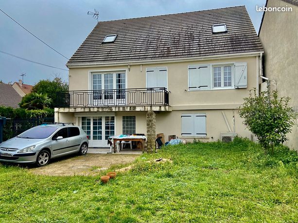 Maison 10 pièces 230 m²