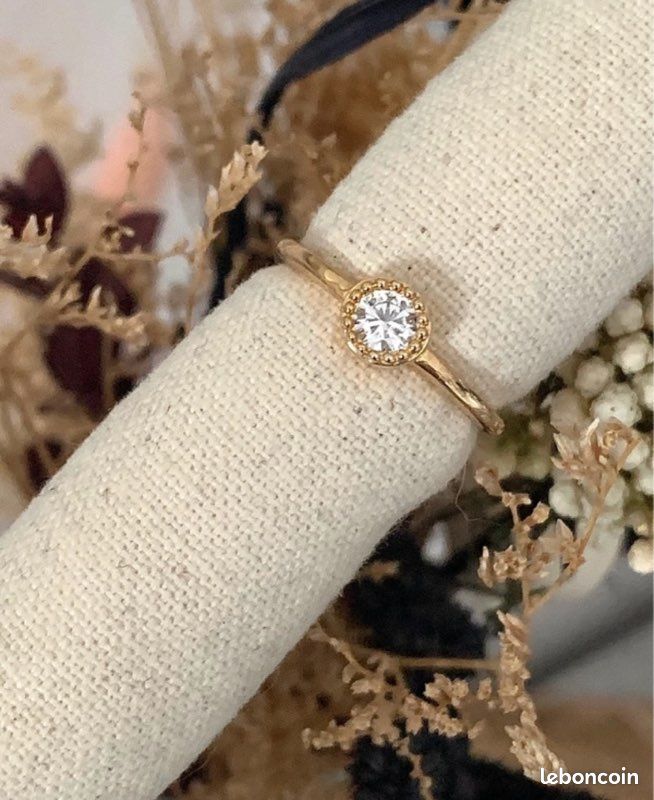 Bracelet Cristal Solitaire Zirconium Plaqué Or 18 Carats – Bijou élégant Neuf Avec étiquettes