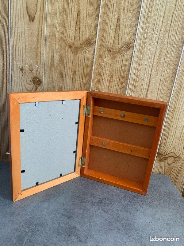 Armoire à clefs ancienne + autre (image 2)