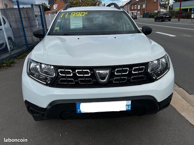 DACIA DUSTER 1.5 BLUEDCI 95 Ch ESSENTIEL 4*2 ATTELAGE CLIM PREMIERE MAIN (image 1)