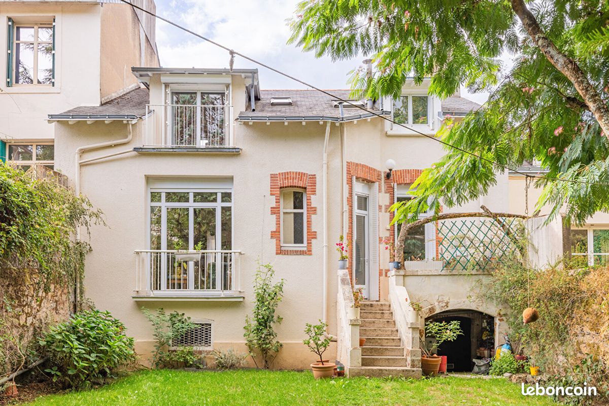Maison 7 pièces 224 m² · à Nantes · 224 m² · 698 900 €