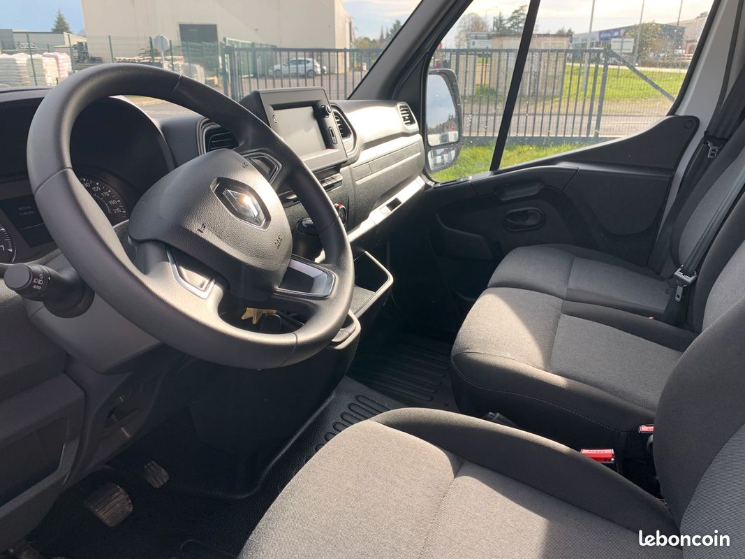 RENAULT Master 3 LH2 Cabine Approfondie 7 places DCI 135 Grand Confort (image 5)