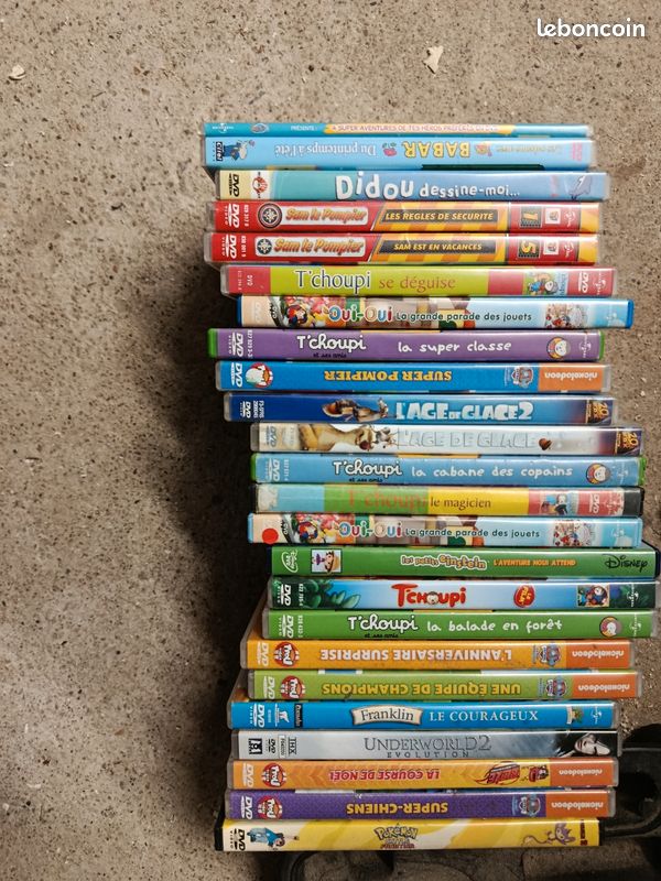 Lot DVD petit prix (image 1)