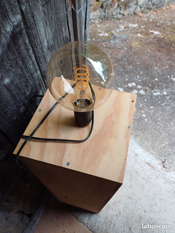 Lampe caisse à champagne (image 3)