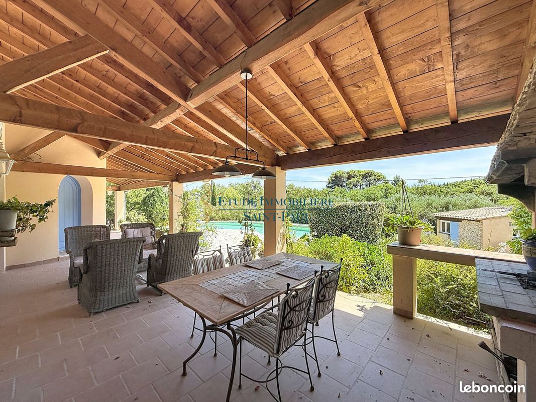Maison 6 pièces 175 m² · à Clermont-l'Hérault · 175 m² · 495 000 €