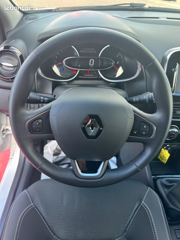 Renault Clio 0.9 L TCe 90 CH "Business" (image 4)